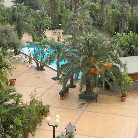 Garden Hotel San Giovanni La Punta Esterno foto