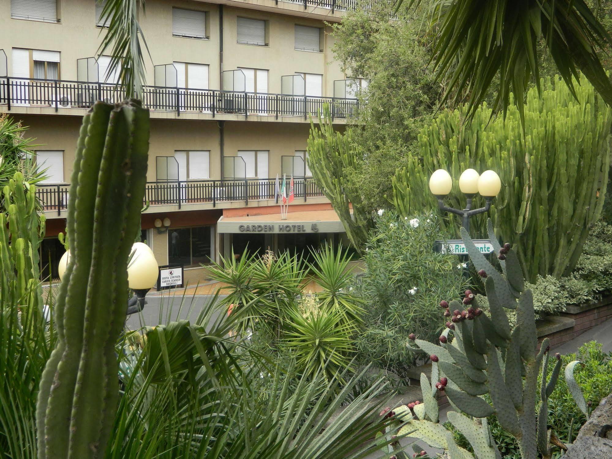 Garden Hotel San Giovanni La Punta Esterno foto