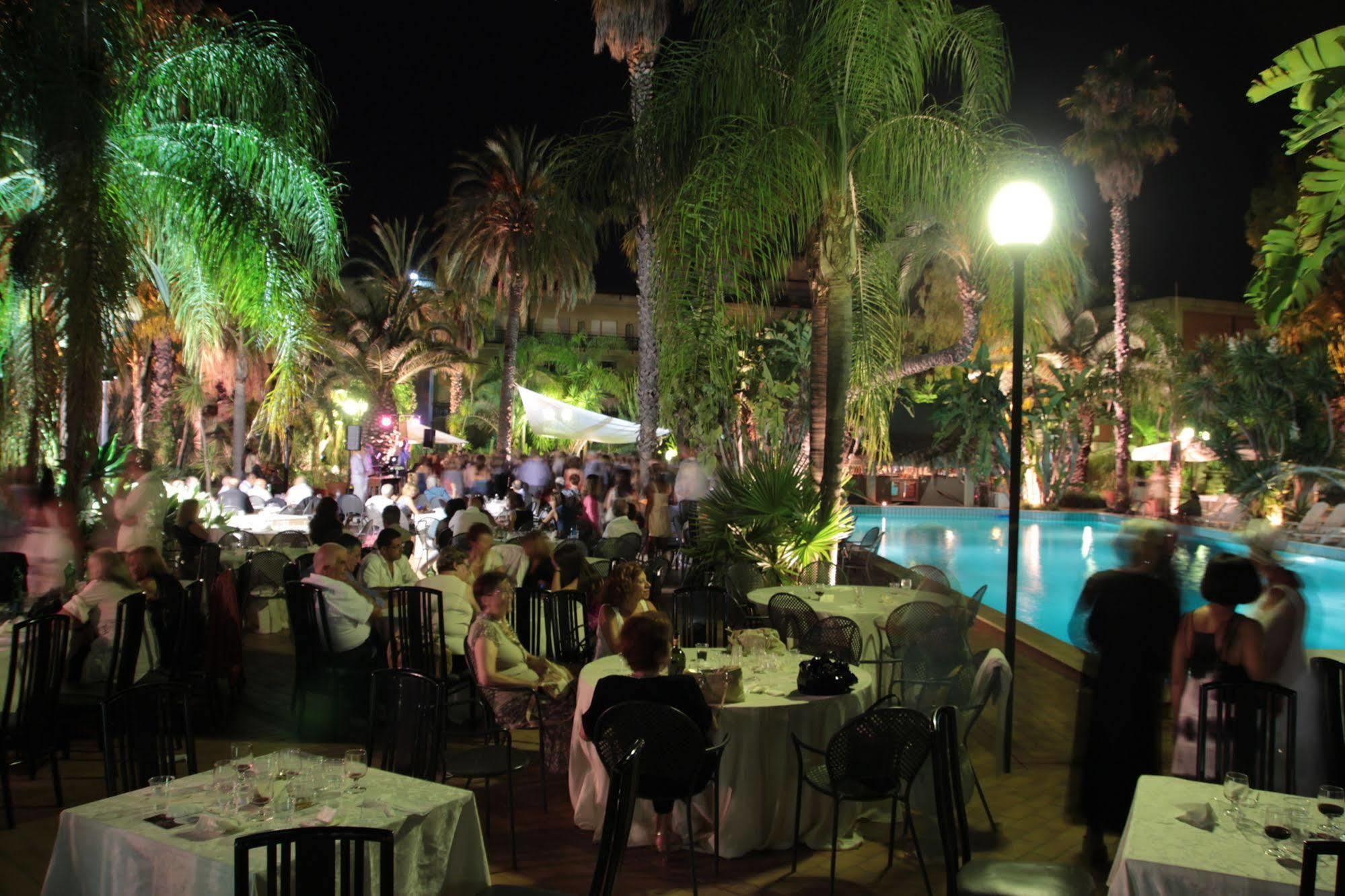 Garden Hotel San Giovanni La Punta Esterno foto